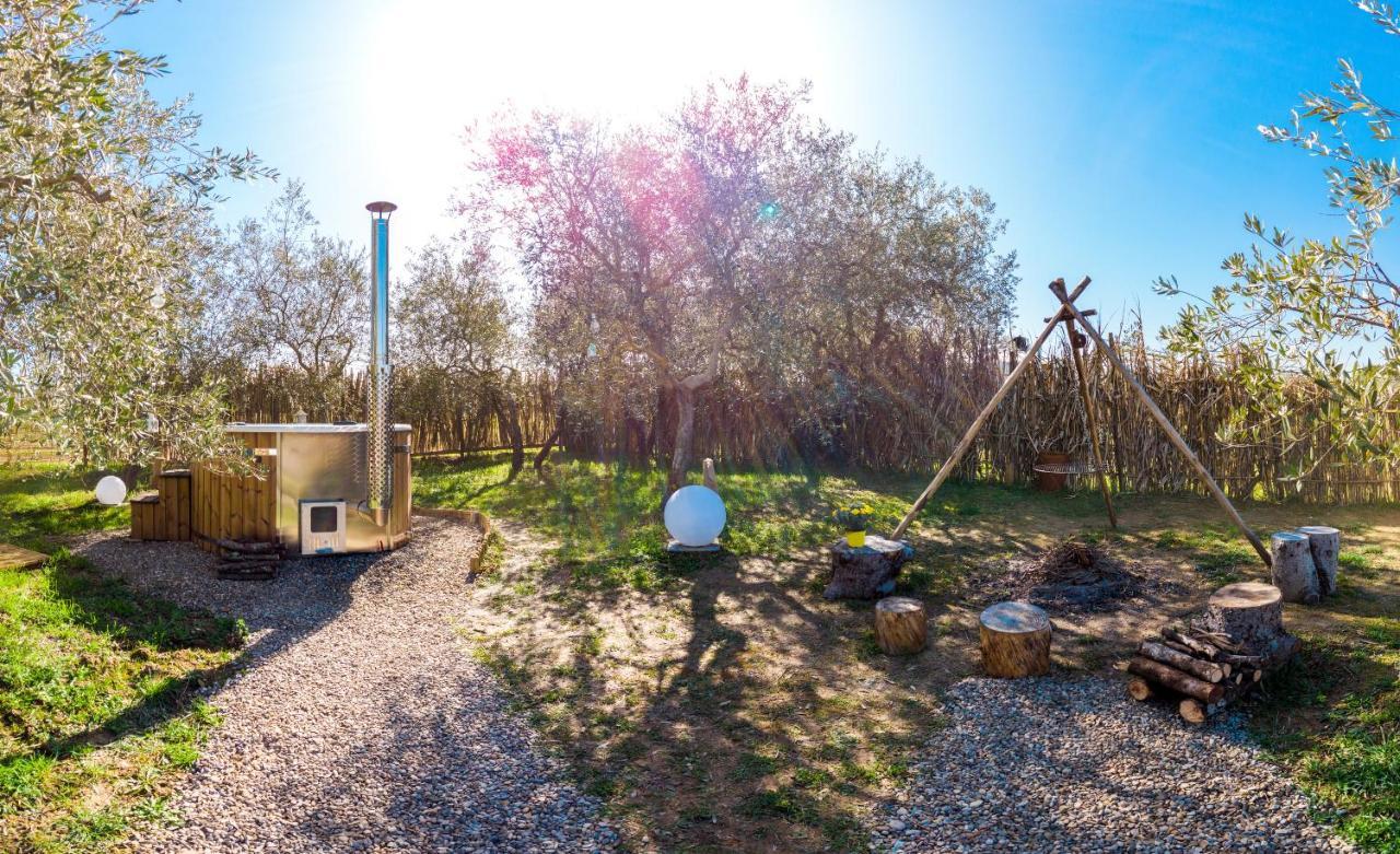 2 Cuori E 1 Yurta Glamping In Tuscany - Adults Only Ашяно Екстер'єр фото