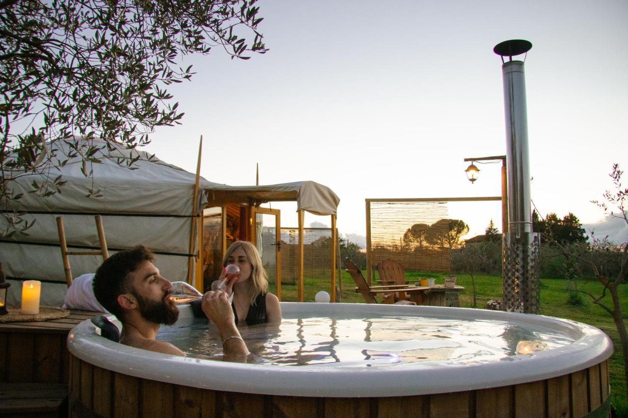 2 Cuori E 1 Yurta Glamping In Tuscany - Adults Only Ашяно Екстер'єр фото